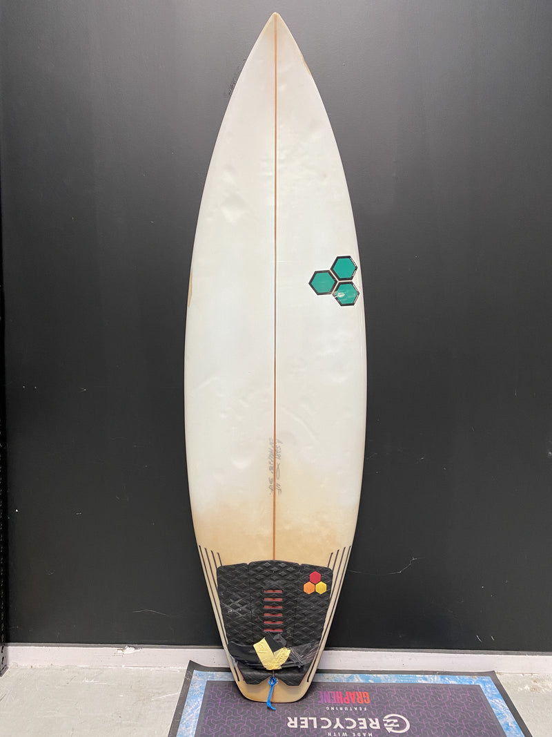2nd Hand Channel Islands Flyer w/fins 5'11, 30L
