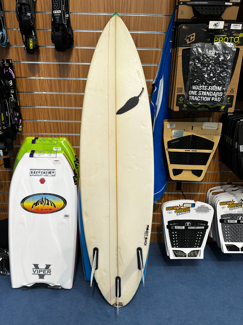 2nd Hand Chilli Project Black 6'4 approx 28L w fins